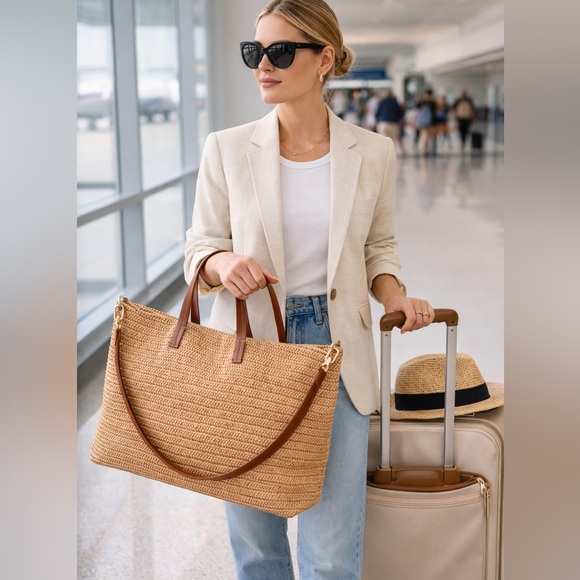 NWT | J Crew Palma Overnight Tote in Hand-Knotted Straw & Leather - Picture 15 of 15